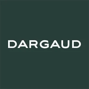 会社: Dargaud